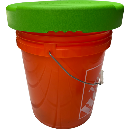 Sit-able harvest Bucket Lid